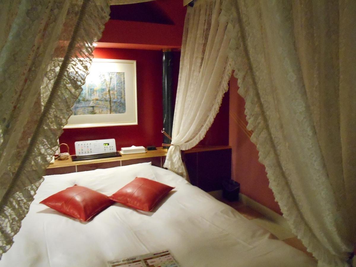 Hotel 愛花夢　小田原 Odawara Esterno foto